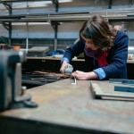 L'atelier soudage avec Cécile chez ICI Montreuil (crédit photo : Julien Dominguez)