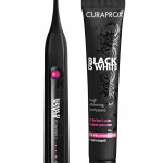 la brosse à dents sonique "Hydrosonic Black Is White" de CURAPROX