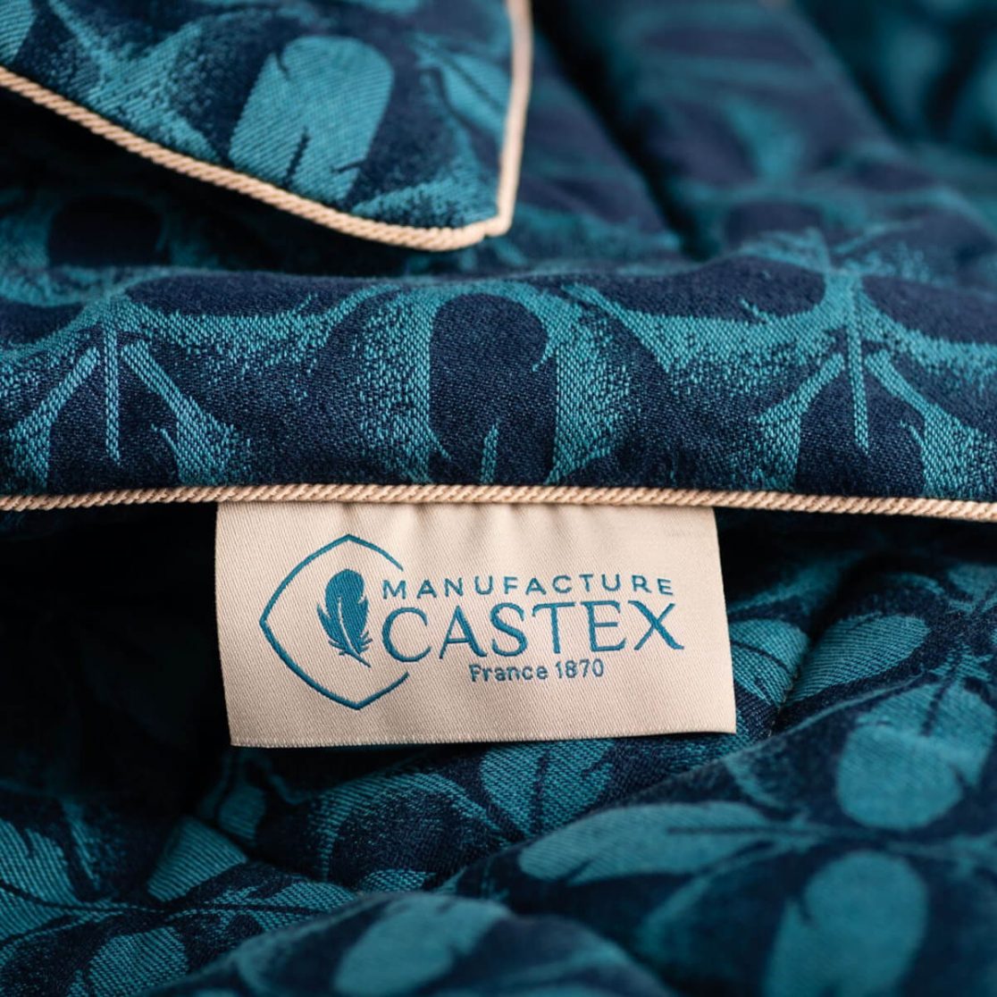 Pour les 150 ans de la Manufacture Castex, le studio de design La Racine conçoit une collection capsule de couettes et édredons